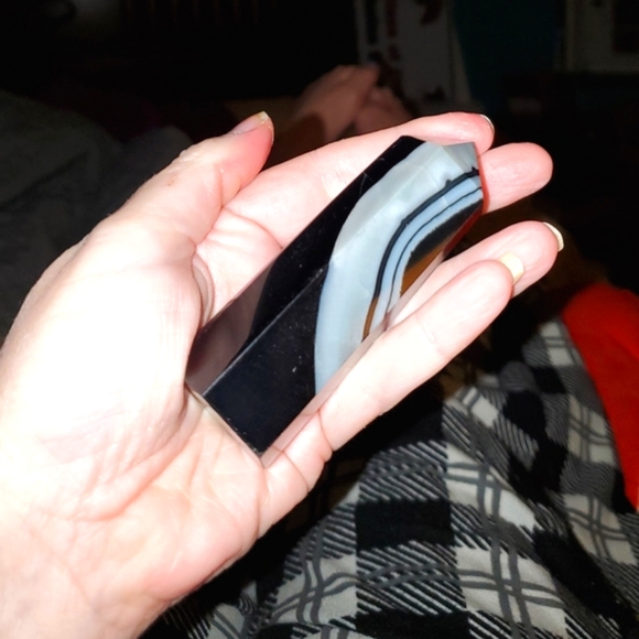 Banded Agate Crystal Tower - Picture 4 of 5